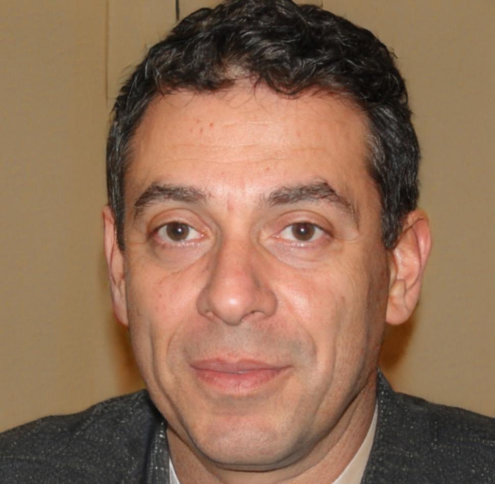 Retrato de Ovidio Santaella, responsable financiero